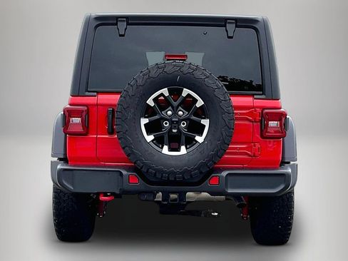Used 2026 Jeep Wrangler Unlimited Rubicon AWD/4WD image 6