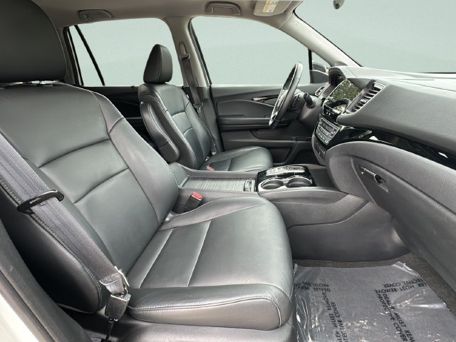 Used 2019 Honda Pilot Touring image 27