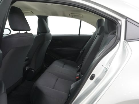 Used 2025 Toyota Corolla LE image 15