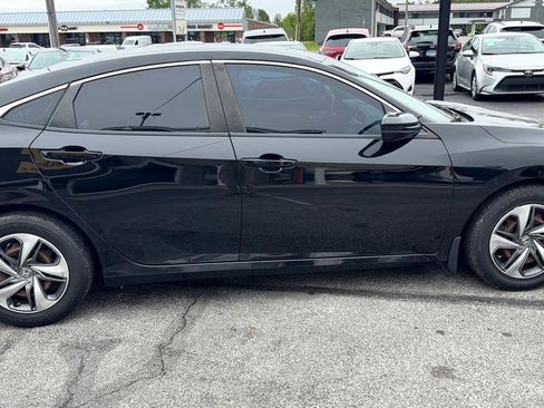 Used 2019 Honda Civic LX image 5