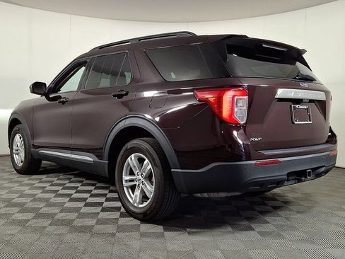Used 2023 Ford Explorer XLT w/ Class IV Trailer Tow Package AWD/4WD image 7