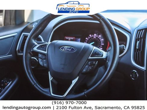 Used 2020 Ford Edge SEL image 13
