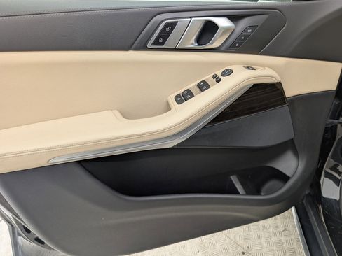 Used 2020 BMW X5 xDrive40i w/ Premium Package image 14