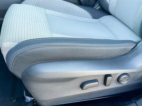 Used 2025 Subaru Outback Premium image 25