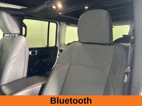 Used 2024 Jeep Wrangler Willys image 9