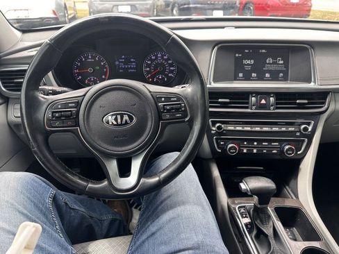 Used 2018 Kia Optima EX image 15