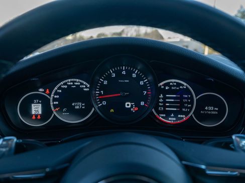 Certified 2022 Porsche Panamera 4 w/ Premium Package image 26