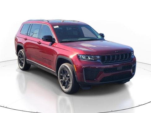 New 2026 Jeep Grand Cherokee L 2WD image 2
