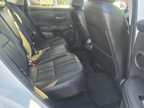 Used 2025 Honda HR-V EX-L image 12