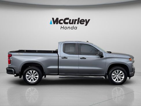 Used 2021 Chevrolet Silverado 1500 Custom AWD/4WD image 2