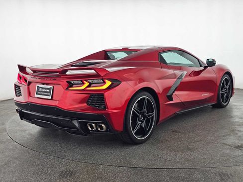 Used 2023 Chevrolet Corvette Stingray Convertible w/ Z51 Performance Package RWD image 3