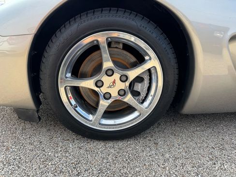 Used 2000 Chevrolet Corvette Convertible w/ Memory Pkg image 14