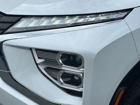 Used 2024 Mitsubishi Eclipse Cross image 12