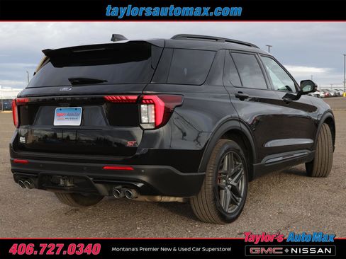 Used 2025 Ford Explorer ST image 5