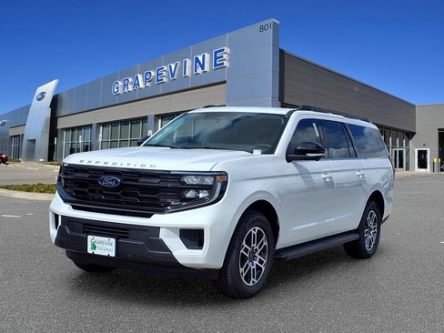 New 2026 Ford Expedition Max Active RWD image 1