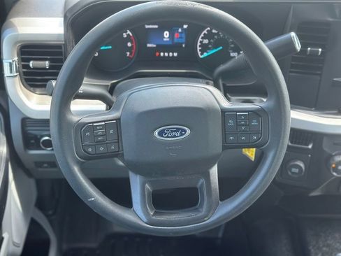 Used 2025 Ford F250 XL RWD image 4