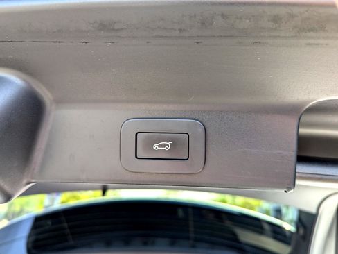 Used 2023 Jaguar F-PACE S image 50