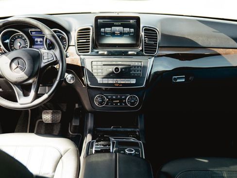 Used 2016 Mercedes-Benz GLE 350 GLE 350 SUV w/ Premium Package image 11