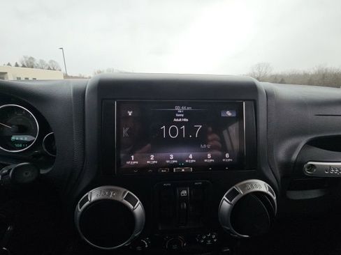 Used 2012 Jeep Wrangler Unlimited Sahara w/ Connectivity Group image 20