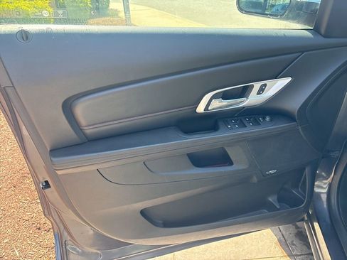 Used 2016 GMC Terrain SLT w/ Open Road Package image 17