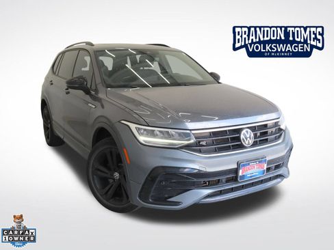Used 2023 Volkswagen Tiguan SE R-Line FWD image 1