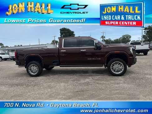 Used 2024 GMC Sierra 3500 Denali Ultimate AWD/4WD image 18