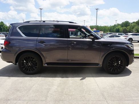 Used 2023 INFINITI QX80 Sensory w/ All-Season Package AWD/4WD image 28