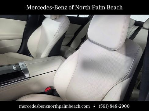 Certified 2023 Mercedes-Benz C 300 4MATIC Sedan image 11