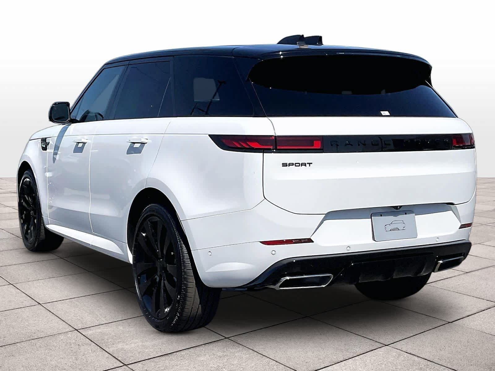 New 2027 Land Rover Range Rover Sport Dynamic SE AWD/4WD image 3