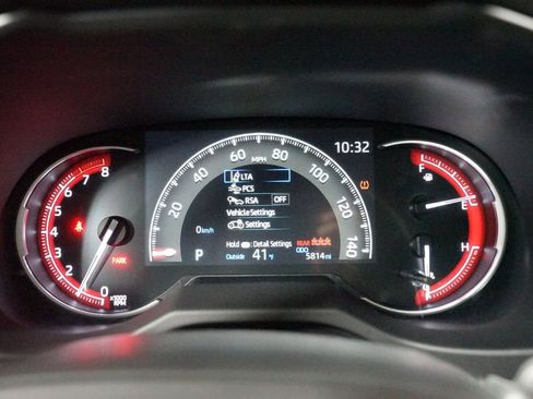 Certified 2025 Toyota RAV4 LE image 15