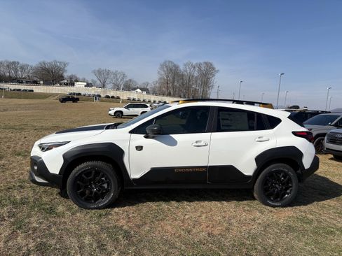 New 2026 Subaru Crosstrek 2.5i Wilderness w/ Wilderness Package image 4