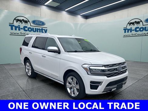 Used 2023 Ford Expedition Platinum image 1