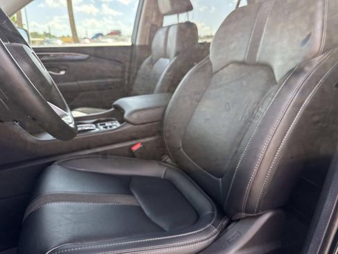 Used 2025 Honda Pilot EX-L image 16