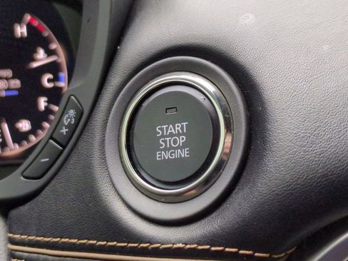 Used 2025 MAZDA CX-70 3.3 Turbo w/ Premium Plus Pkg image 34