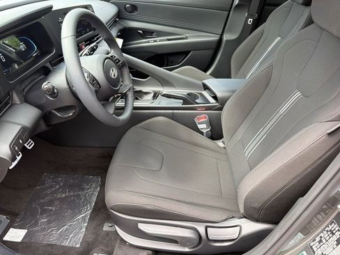 New 2026 Hyundai Elantra Sport FWD image 10