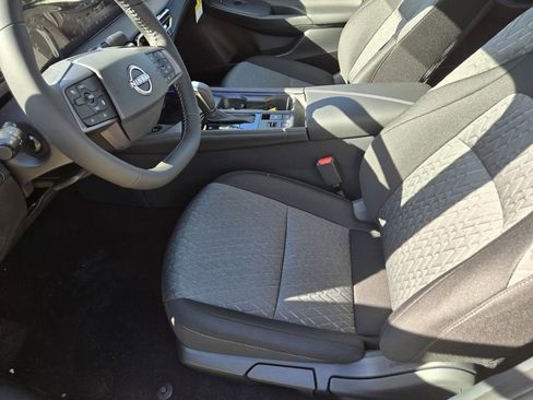New 2026 Nissan Sentra SV FWD image 11