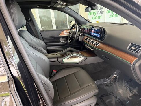 Used 2025 Mercedes-Benz GLE 350 4MATIC image 24