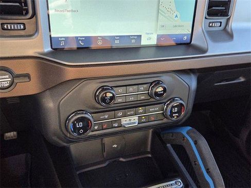 Used 2023 Ford Bronco Outer Banks image 19