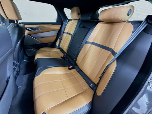 Used 2021 Land Rover Range Rover Velar R-Dynamic HSE image 24
