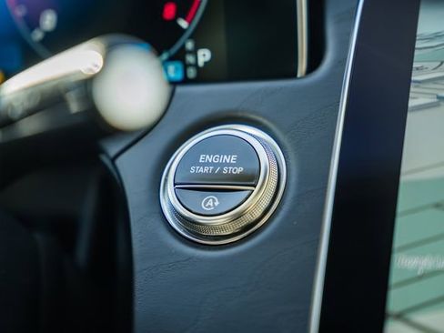 Certified 2025 Mercedes-Benz E 350 4MATIC Sedan image 26