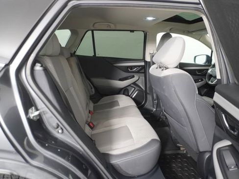 Used 2022 Subaru Outback Premium AWD/4WD image 39
