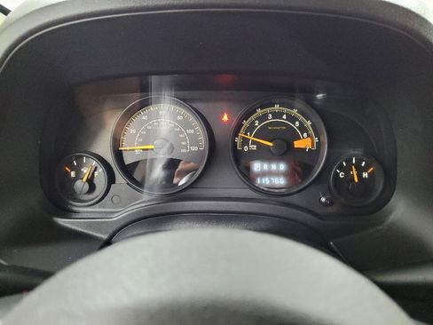 Used 2014 Jeep Patriot Sport w/ Power Value Group AWD/4WD image 23