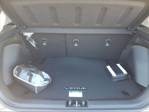 New 2026 Hyundai Venue SEL image 8