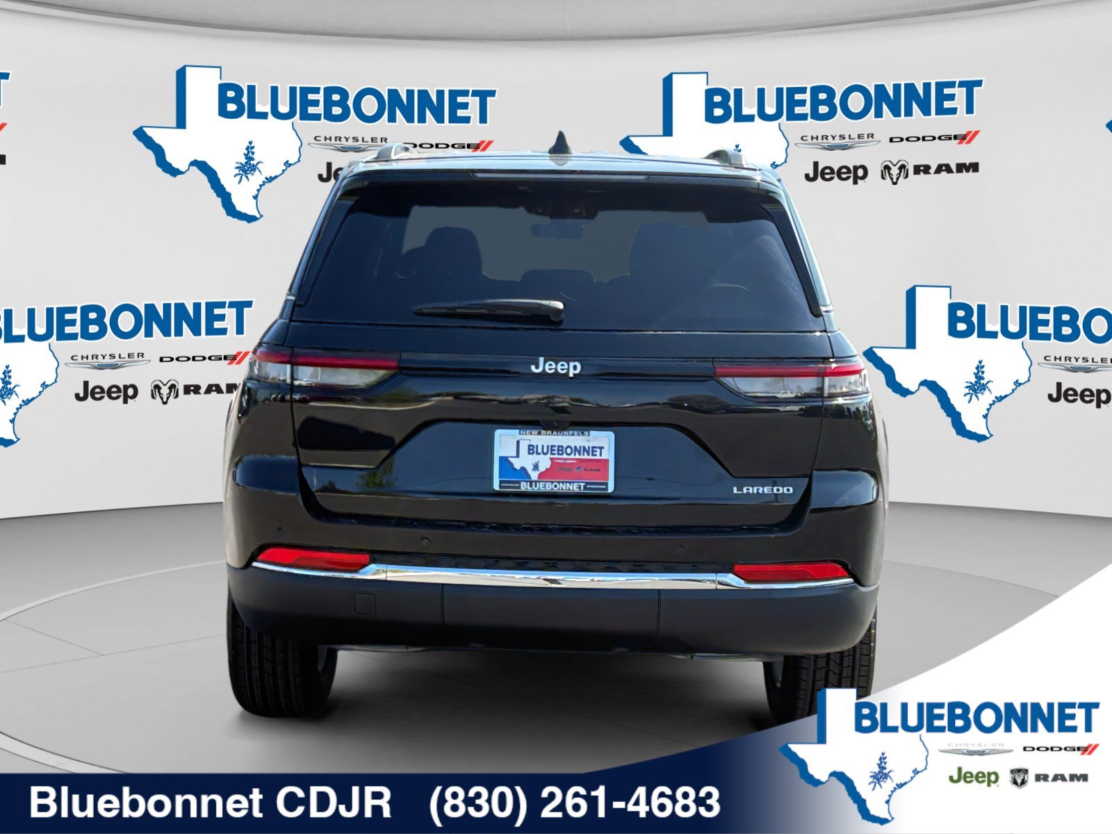 New 2026 Jeep Grand Cherokee Laredo RWD image 6