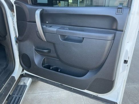 Used 2014 GMC Sierra 2500 SLE image 16