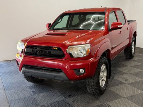 Used 2014 Toyota Tacoma 4x4 Double Cab w/ TRD Sport Package image 4