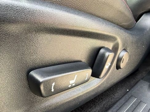 Used 2017 Toyota 4Runner TRD Off-Road Premium image 16