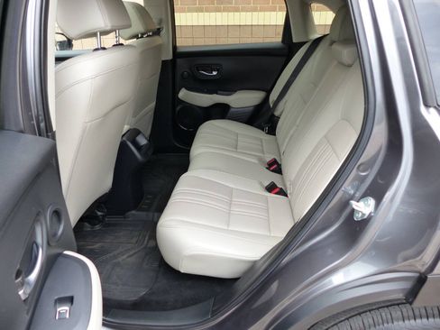 Used 2024 Honda HR-V EX-L image 36