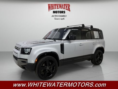 Used 2021 Land Rover Defender 110 X-Dynamic SE AWD/4WD image 1