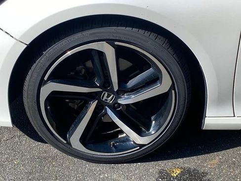 Used 2020 Honda Accord Sport image 6